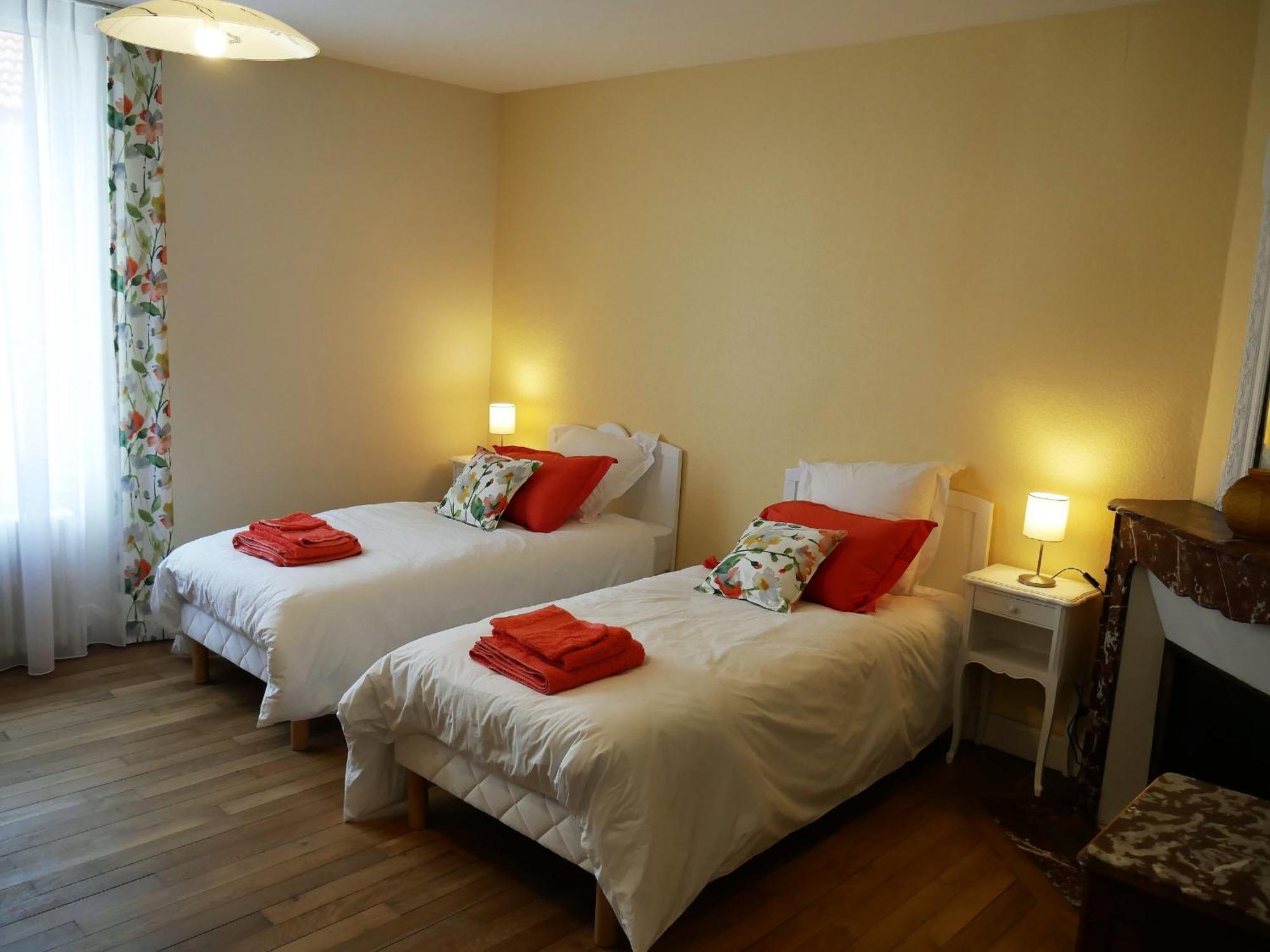Gite Champetre A Mareau-Aux-Pres: Terrasse, Jardin, Et Confort Pour 6 Personnes - Fr-1-590-140 Экстерьер фото